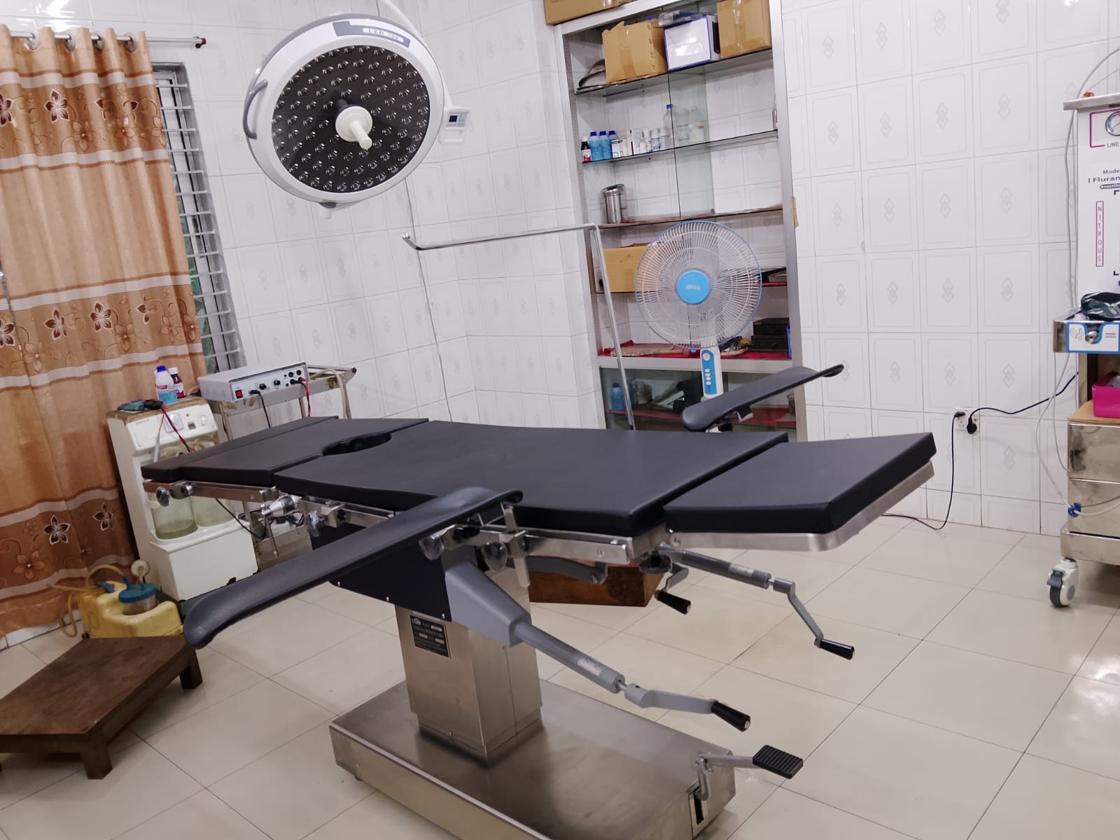 OT Table Chaina